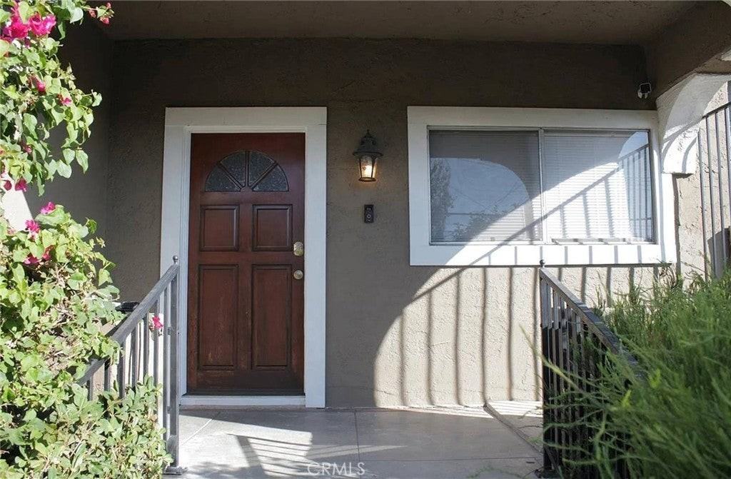 610 Brittania St - Photo 2 of 23