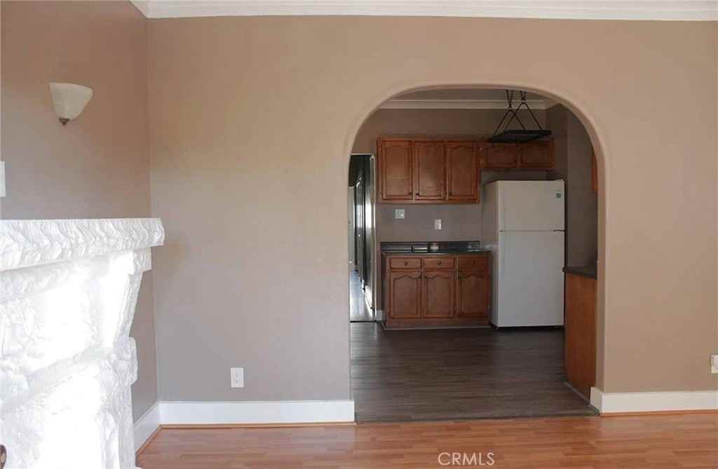 610 Brittania St - Photo 4 of 23