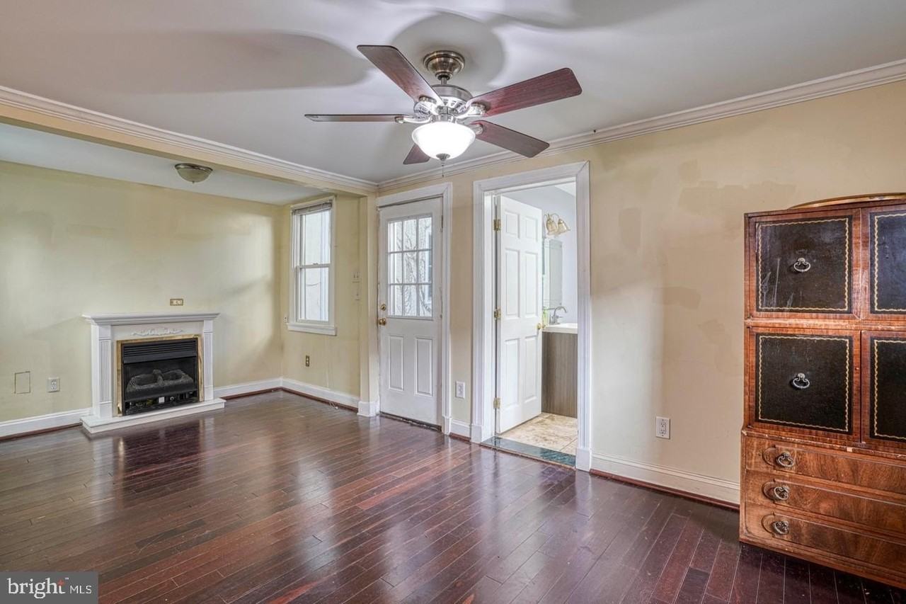206 N Mill St - Photo 7 of 15