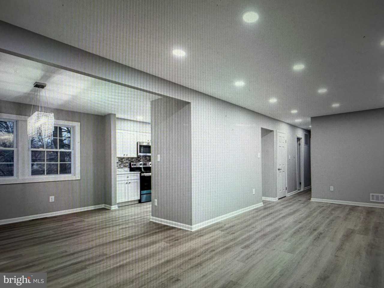 1801 Jarvis Ave - Photo 2 of 12