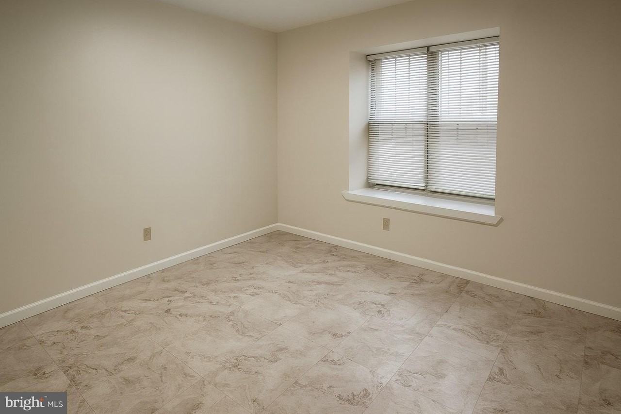 329 Gwynedd Ct - Photo 7 of 15
