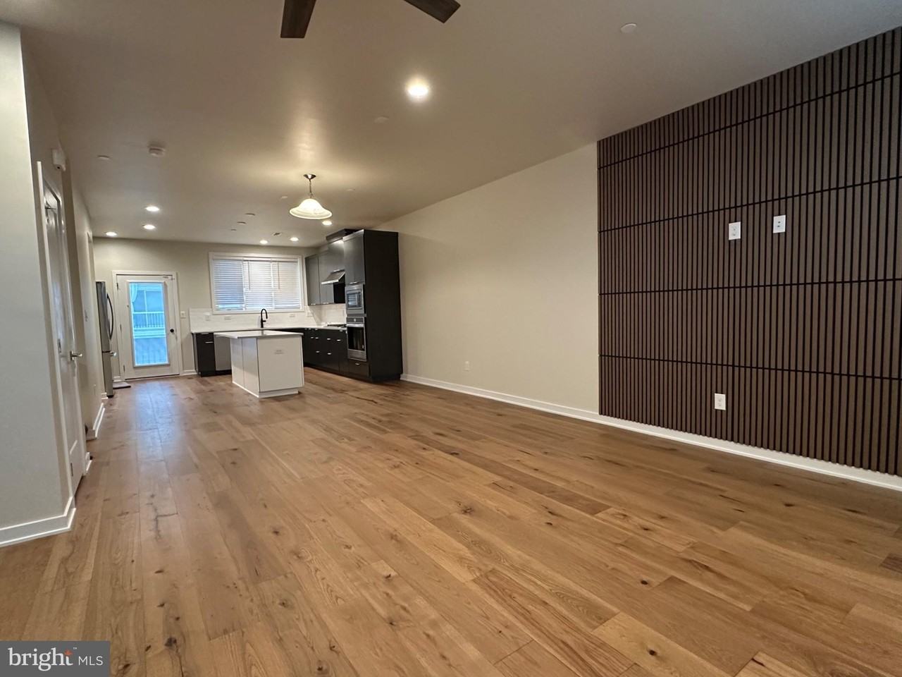 854 Whistle Ln - Photo 6 of 24
