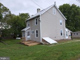 featured image of 206 Wolfrock Rd
