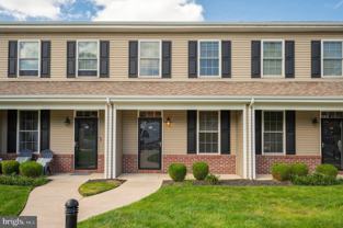 350 N York Rd #D4 - Photo 1 of 1