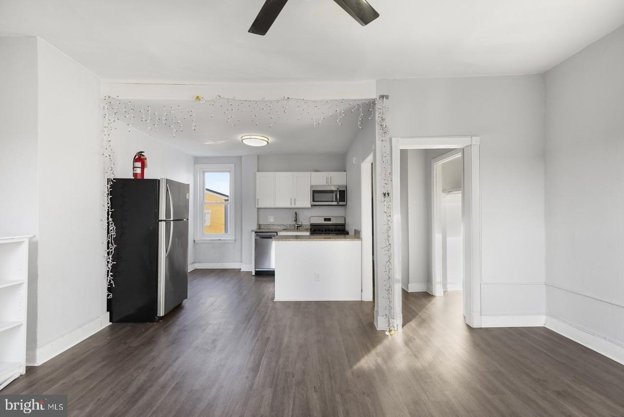 1735 W Oxford St #3 - Photo 3 of 24