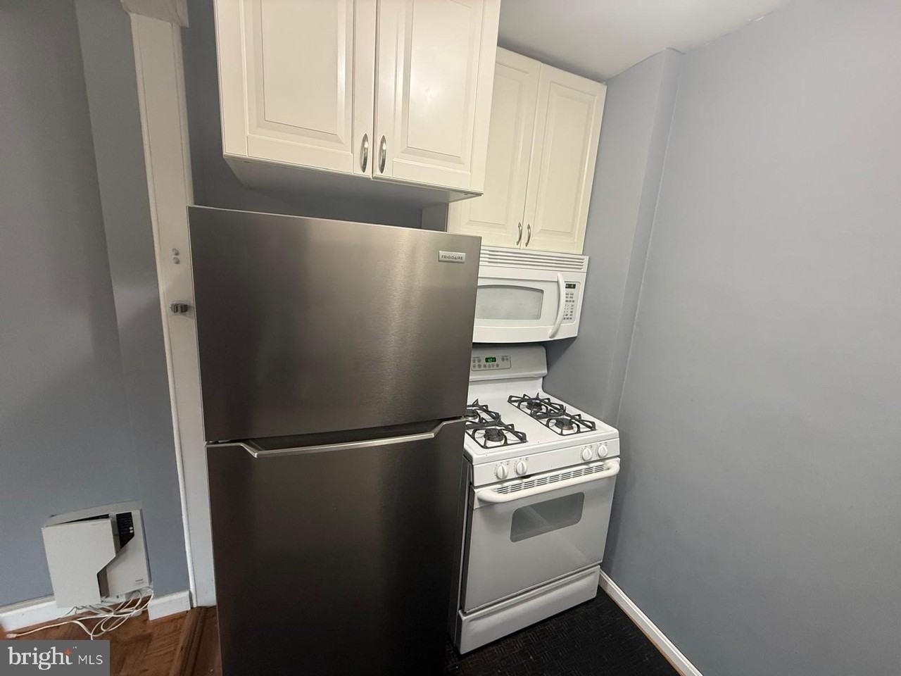 1830 Columbia Pike #216 - Photo 6 of 15
