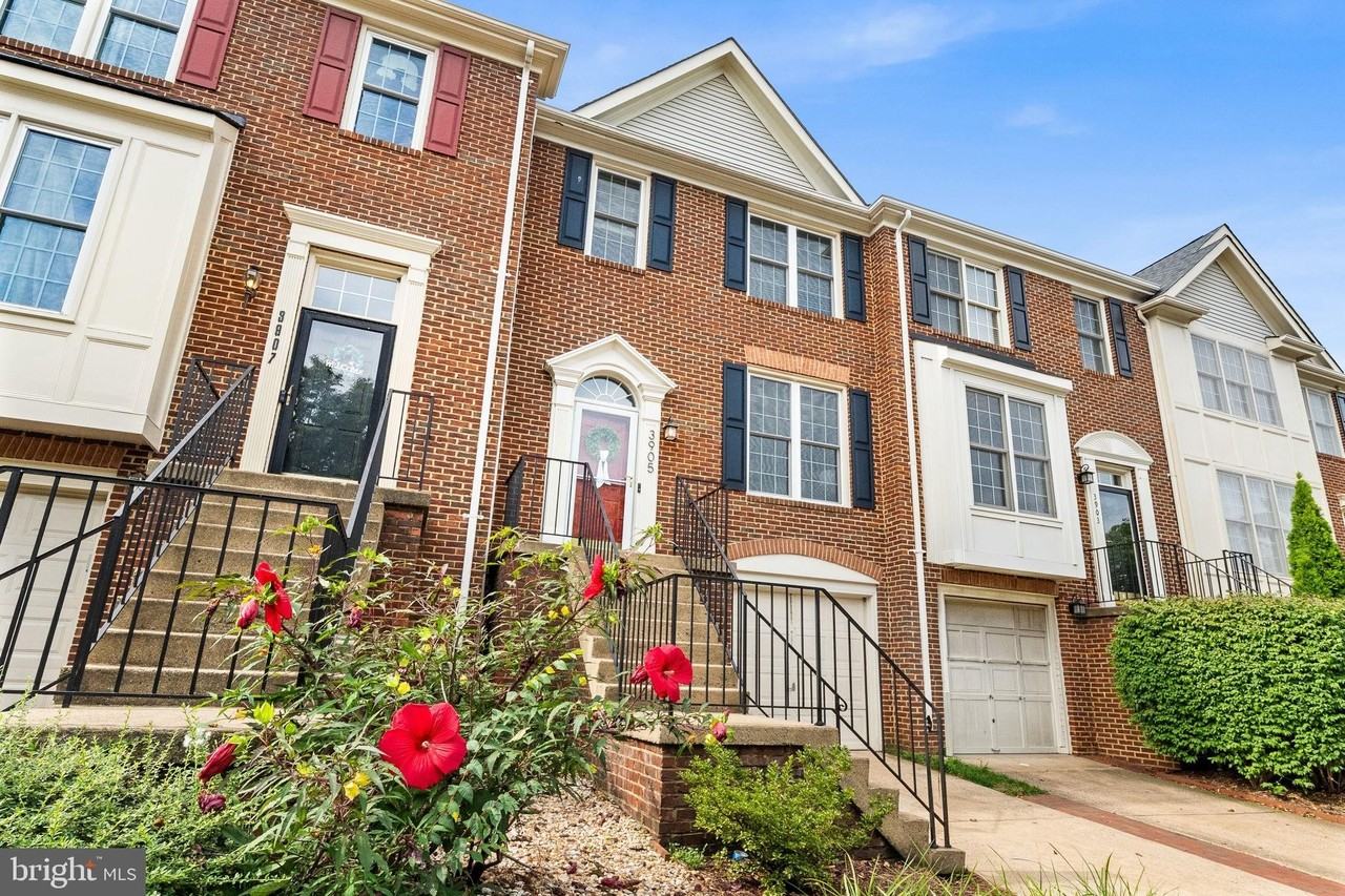 3905 Charles Ave - Photo 2 of 37