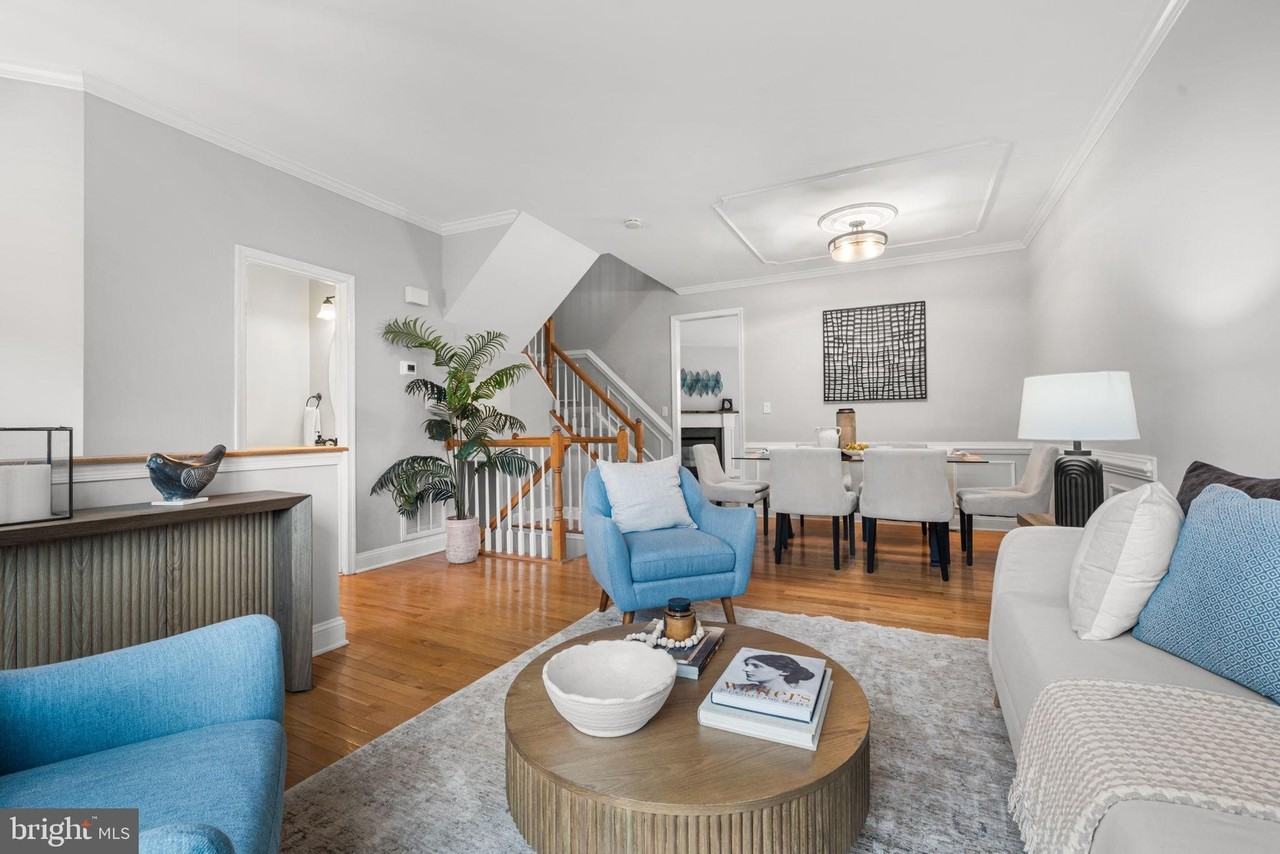 3905 Charles Ave - Photo 7 of 37