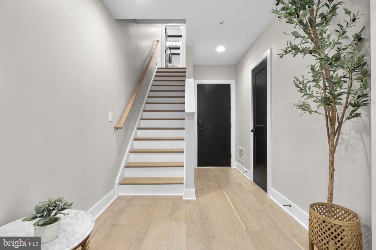 7361 Blade Dr - Photo 4 of 50