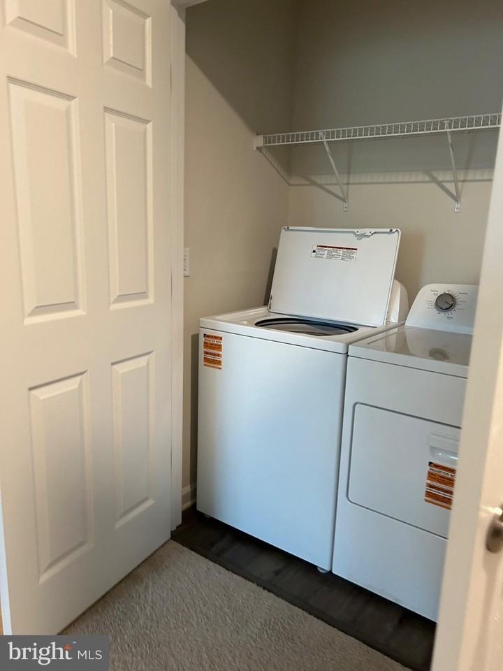 131 Rae Ct - Photo 2 of 22
