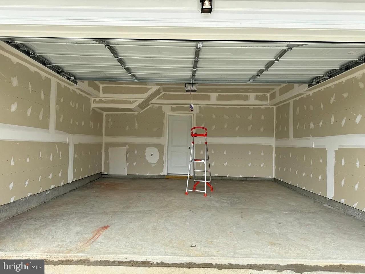 3120 Eton Pl - Photo 5 of 8