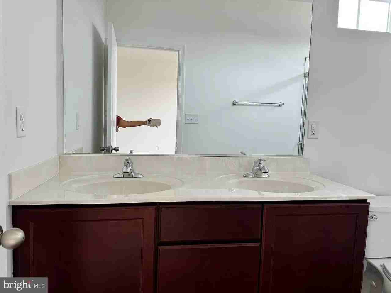 3120 Eton Pl - Photo 6 of 8