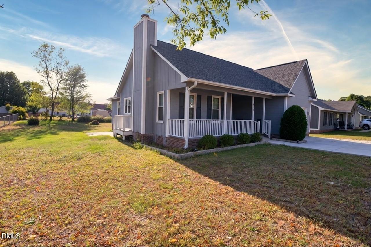 6721 Winthrop Dr - Photo 2 of 13