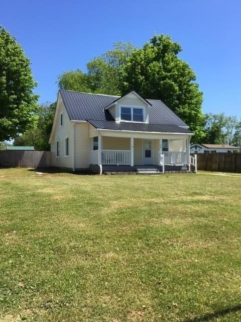 116 N Spring St - Photo 2 of 22