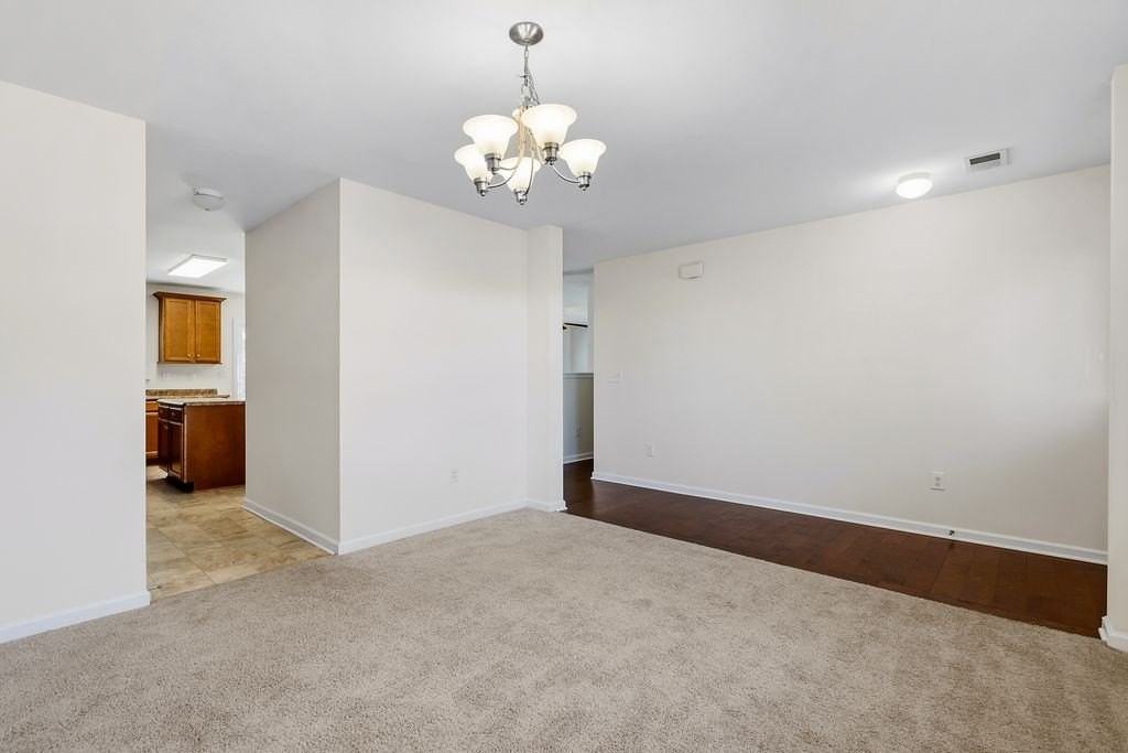 31 Ravencrest Dr - Photo 7 of 15