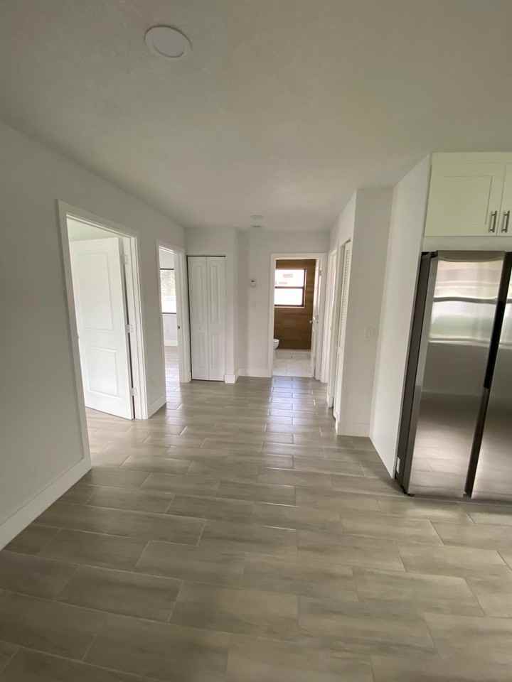224 Jackson Ave #1 - Photo 5 of 18