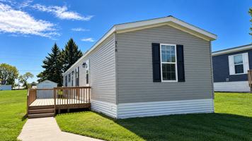 featured image of 318 20 1/2 St Nw #316