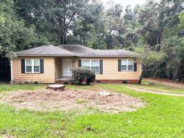 featured image of 213 Alpine St