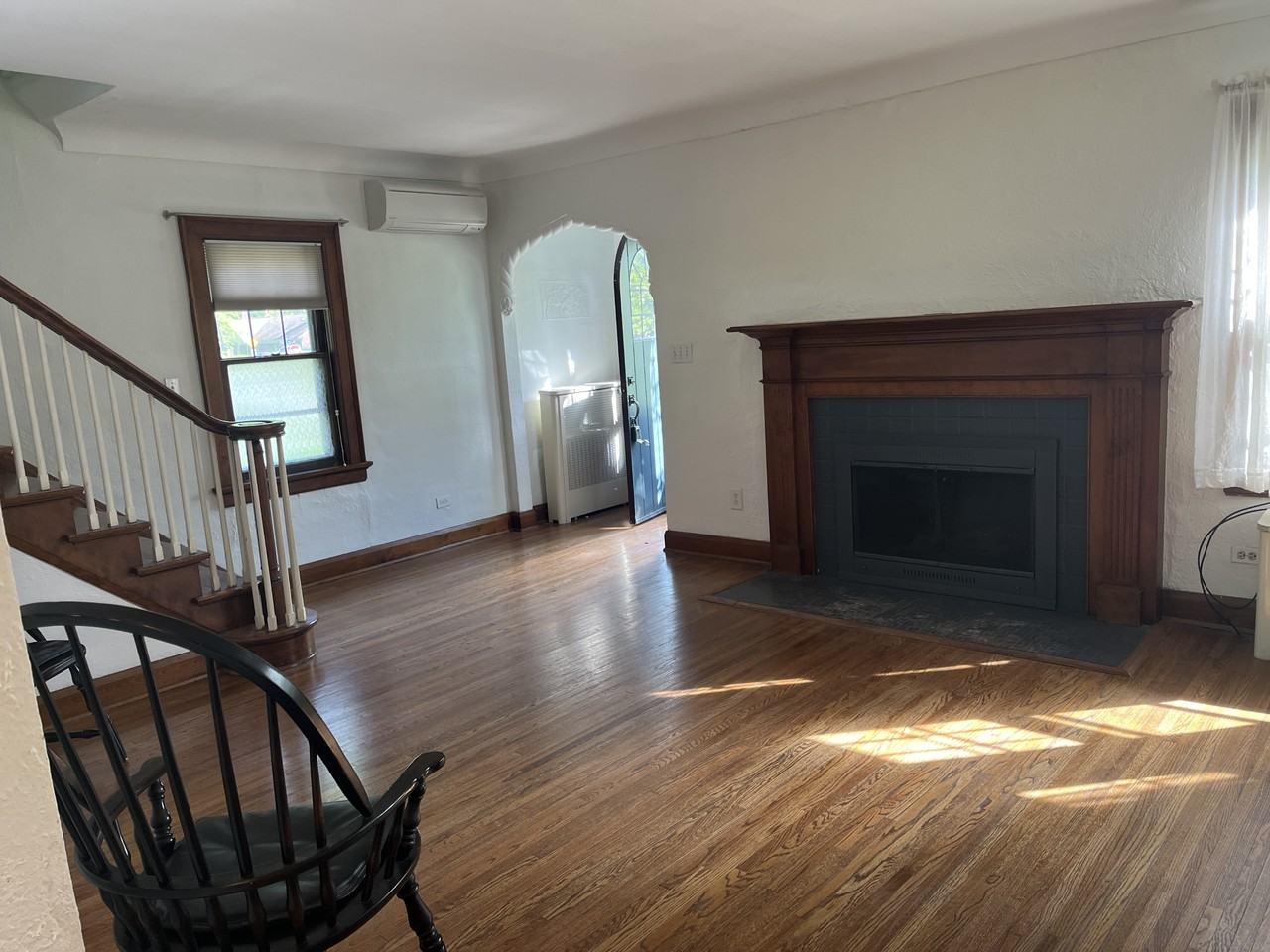 616 Valley Dr #1 - Photo 3 of 16