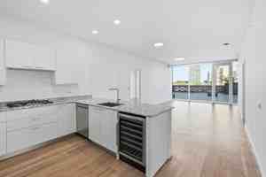 featured image of 3478 N Broadway St #2-2