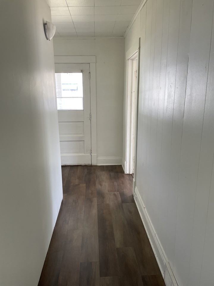 907 Townline Rd #1 - Photo 6 of 11