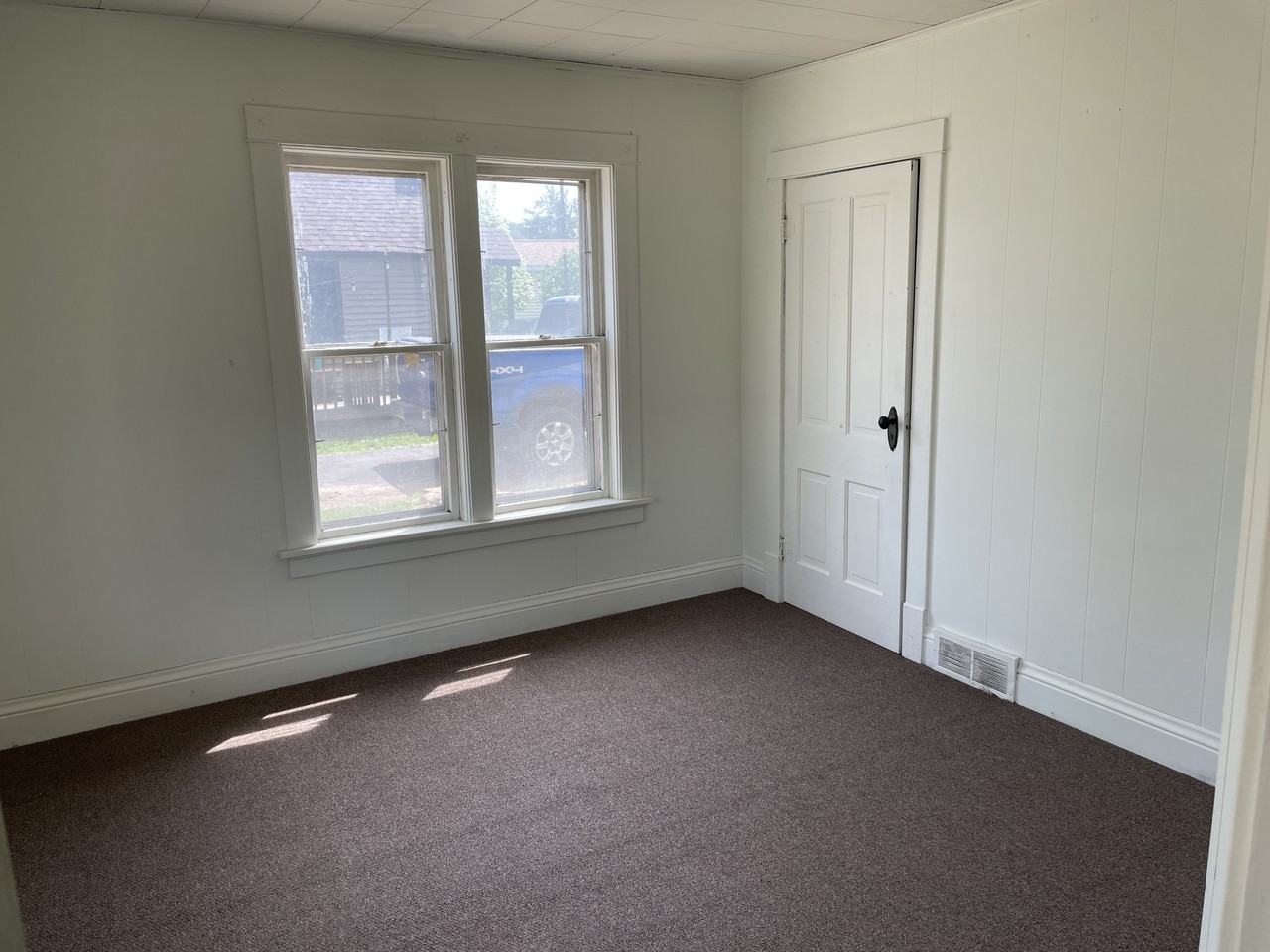 907 Townline Rd #1 - Photo 7 of 11