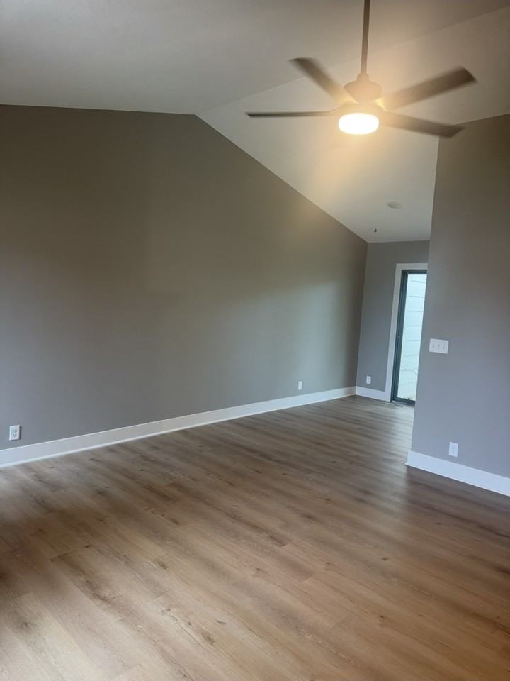 213 S Lark Ln #1 - Photo 2 of 14