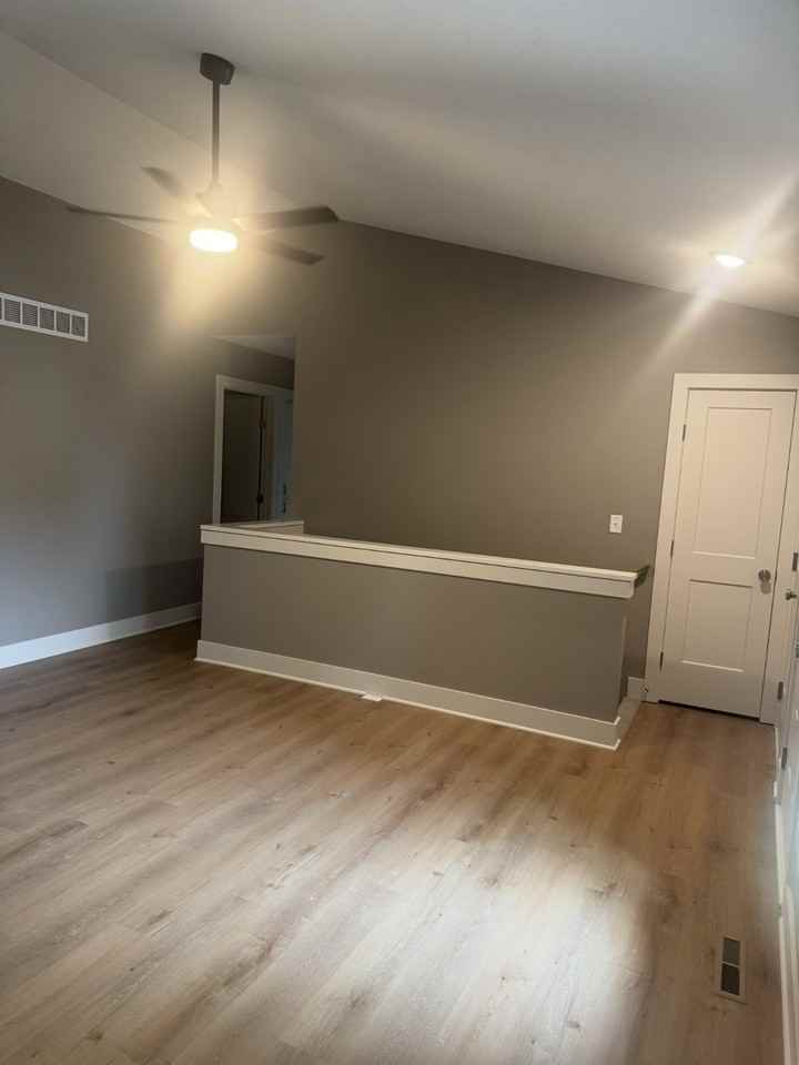 213 S Lark Ln #1 - Photo 3 of 14