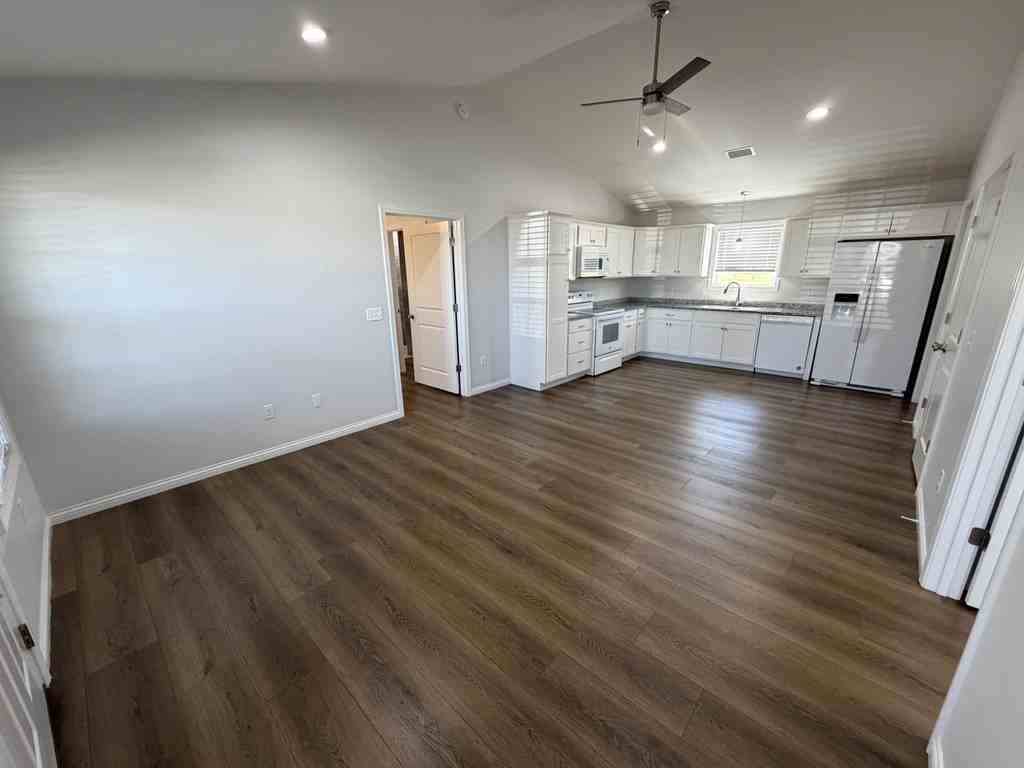71 Timothy Ln #1 - Photo 6 of 10