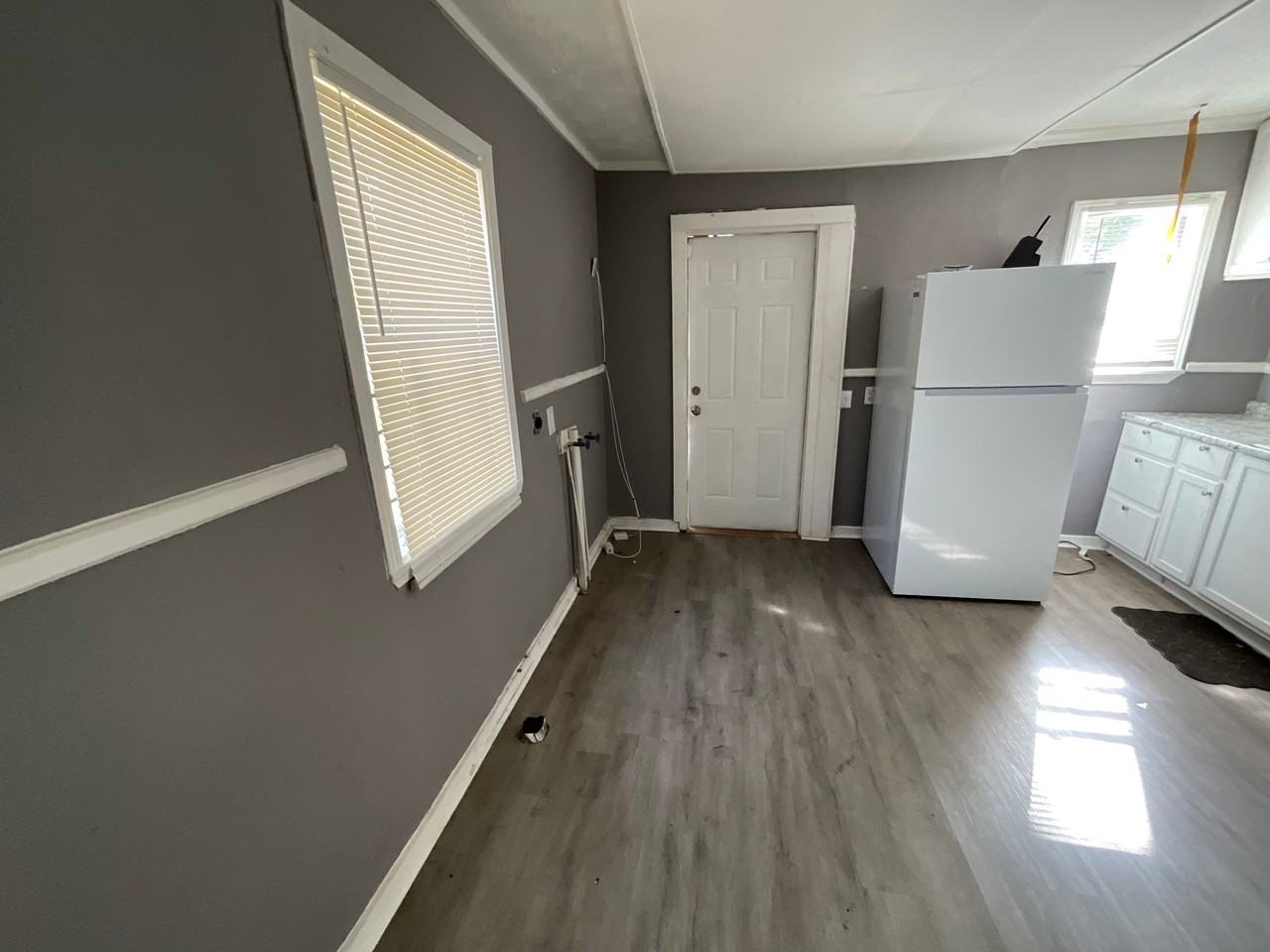 451 Dunlap Ave #1 - Photo 4 of 16