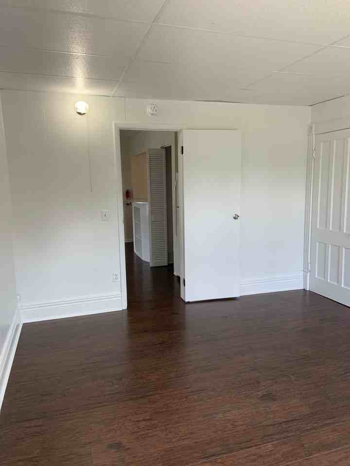 216 W Center St #2 - Photo 2 of 18