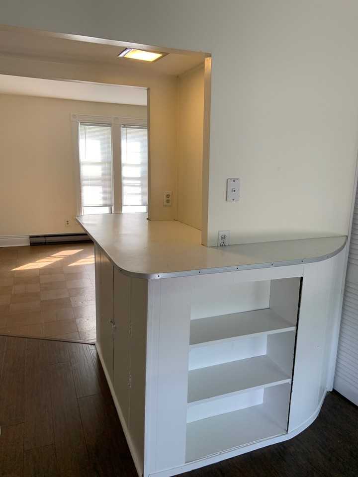 216 W Center St #2 - Photo 5 of 18