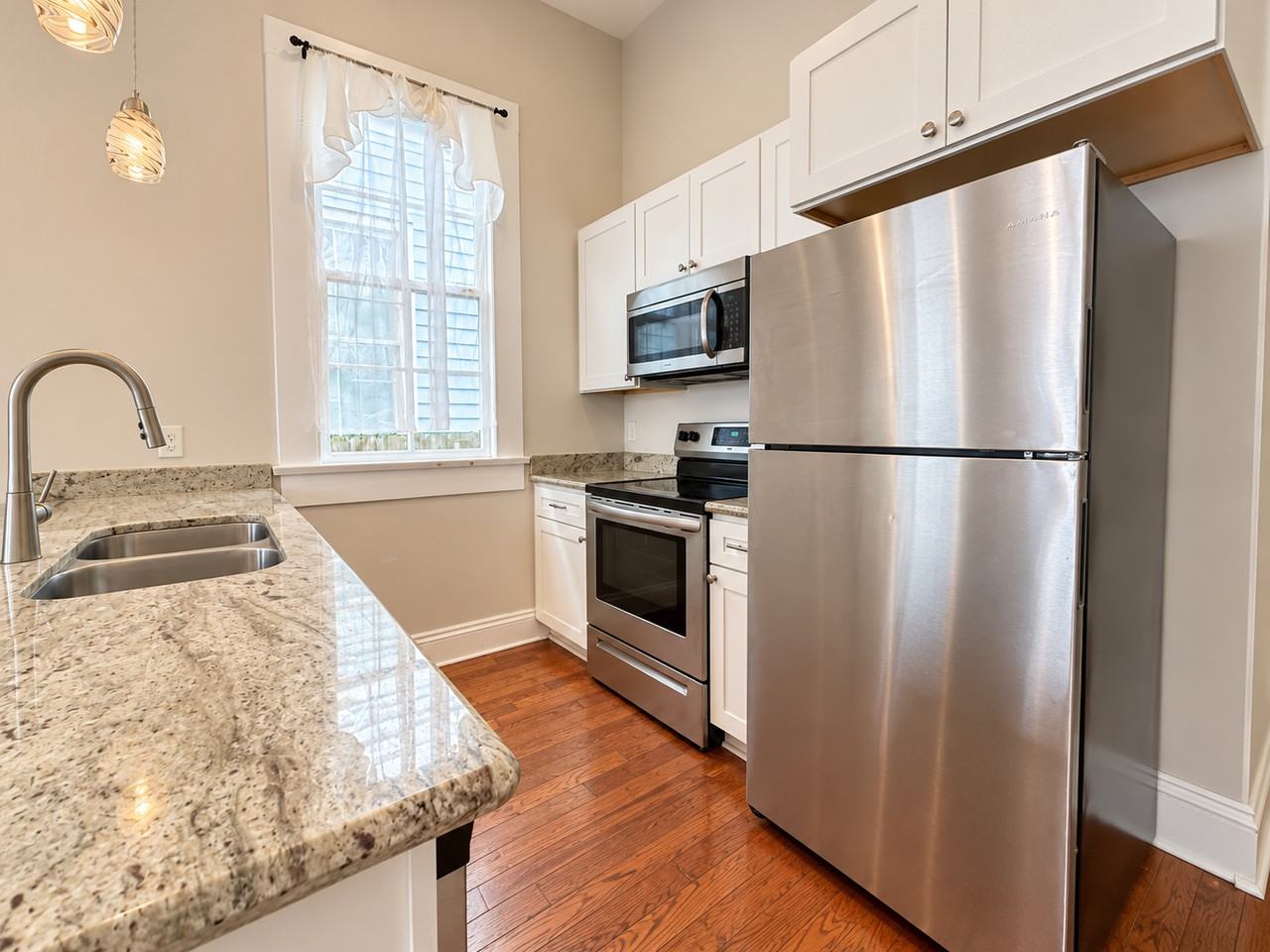 2628 3rd St #2628 - Photo 3 of 11