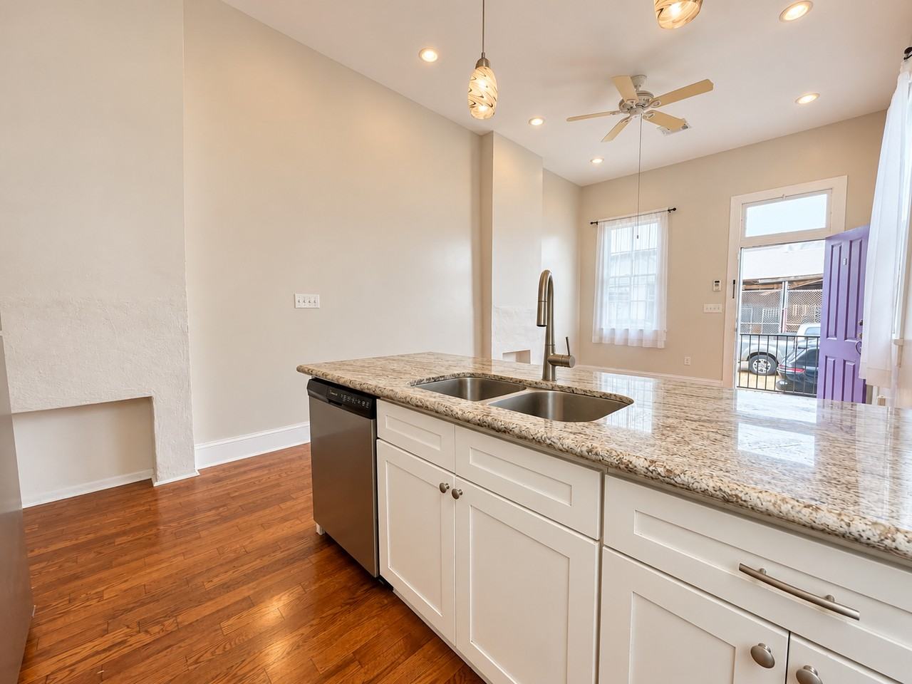 2628 3rd St #2628 - Photo 4 of 11