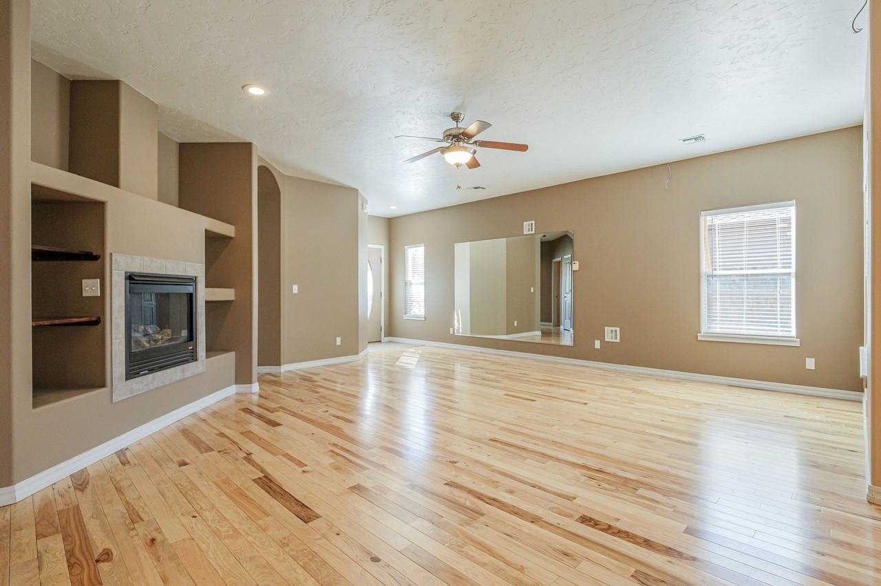 461 Chatfield Dr #1 - Photo 4 of 26