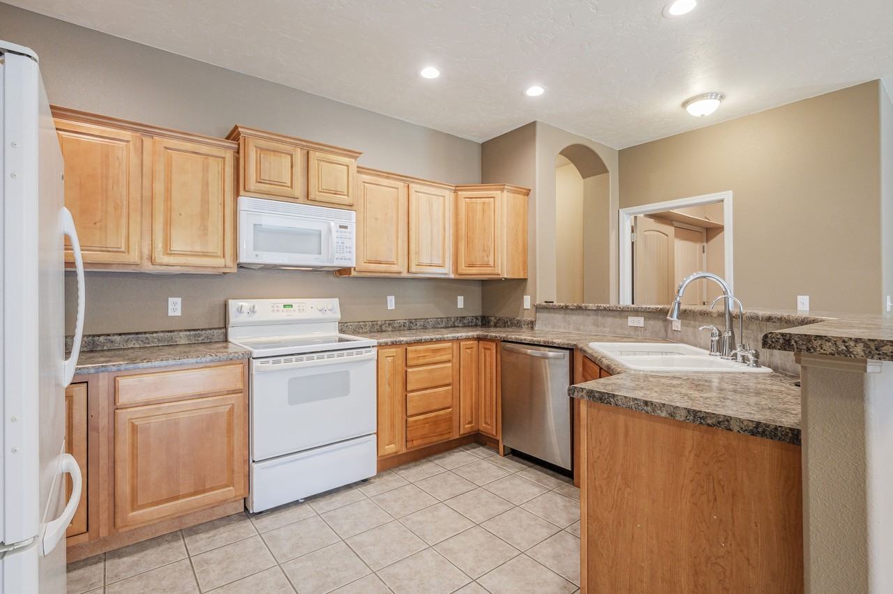 461 Chatfield Dr #1 - Photo 6 of 26