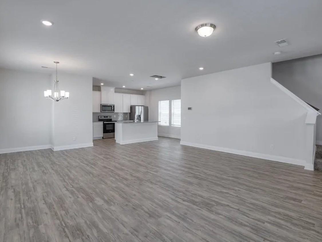 635 Taylor Bnd #1 - Photo 2 of 11