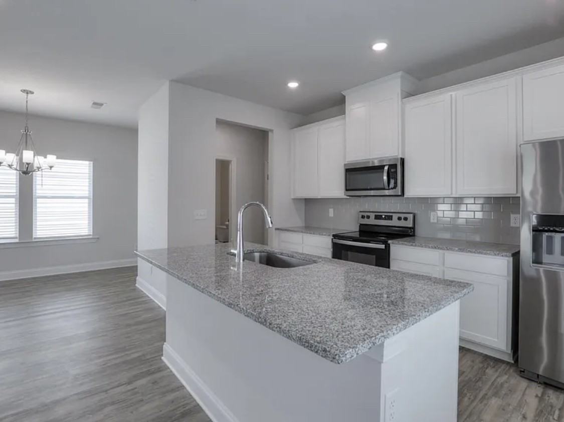 635 Taylor Bnd #1 - Photo 3 of 11
