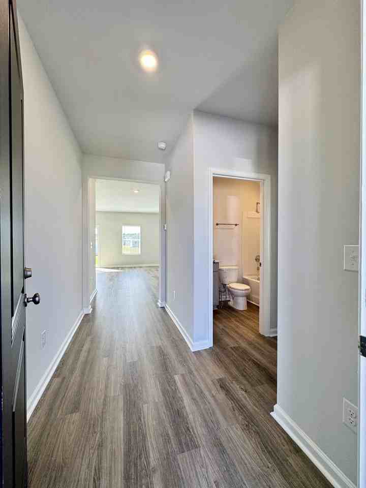 952 Caswell Dr #1 - Photo 6 of 46