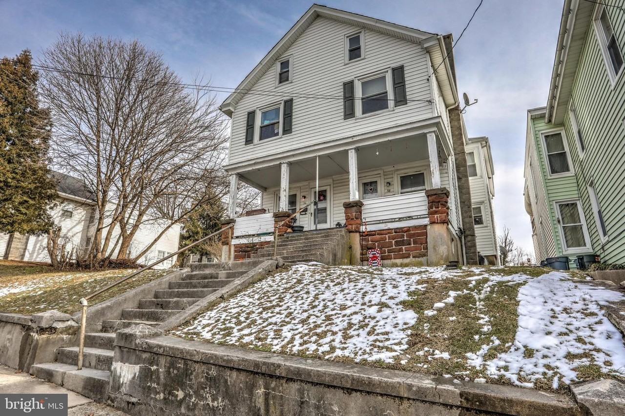 36 S Maple St #1 - Photo 2 of 21