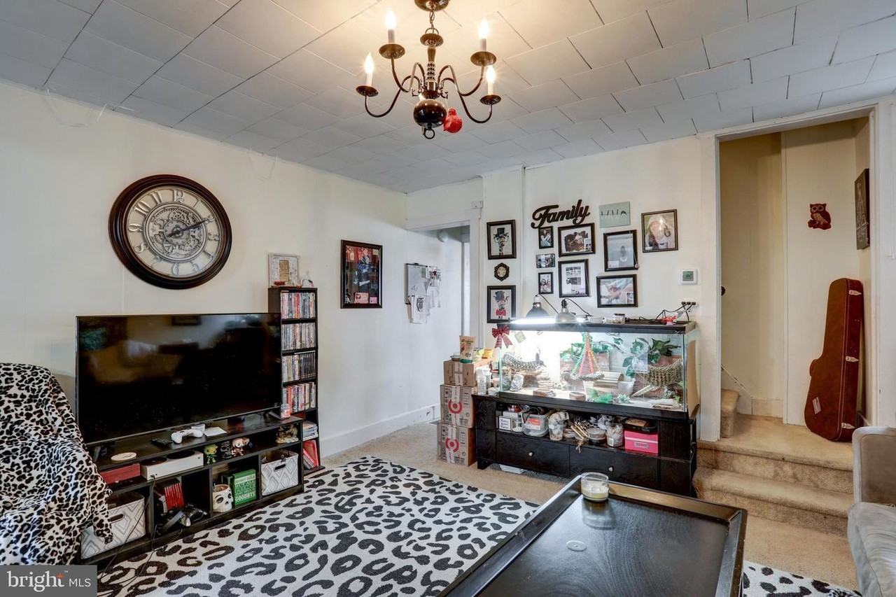 36 S Maple St #1 - Photo 6 of 21