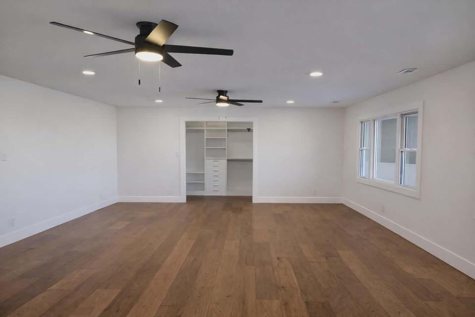 E Robin Ridge Ln #1 - Photo 6 of 10