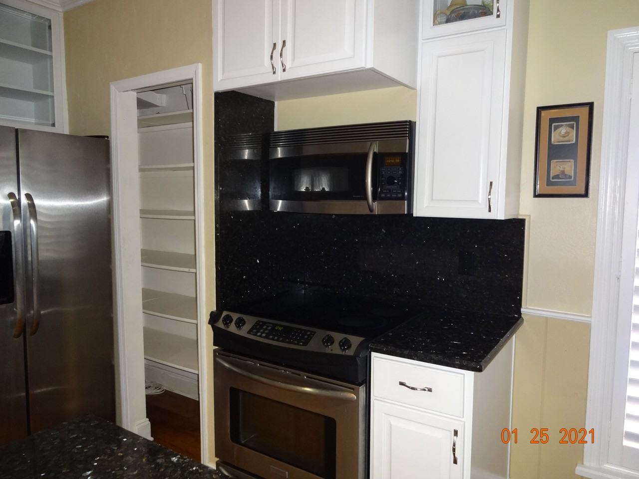 1145 Delaney Avenue - Photo 6 of 30