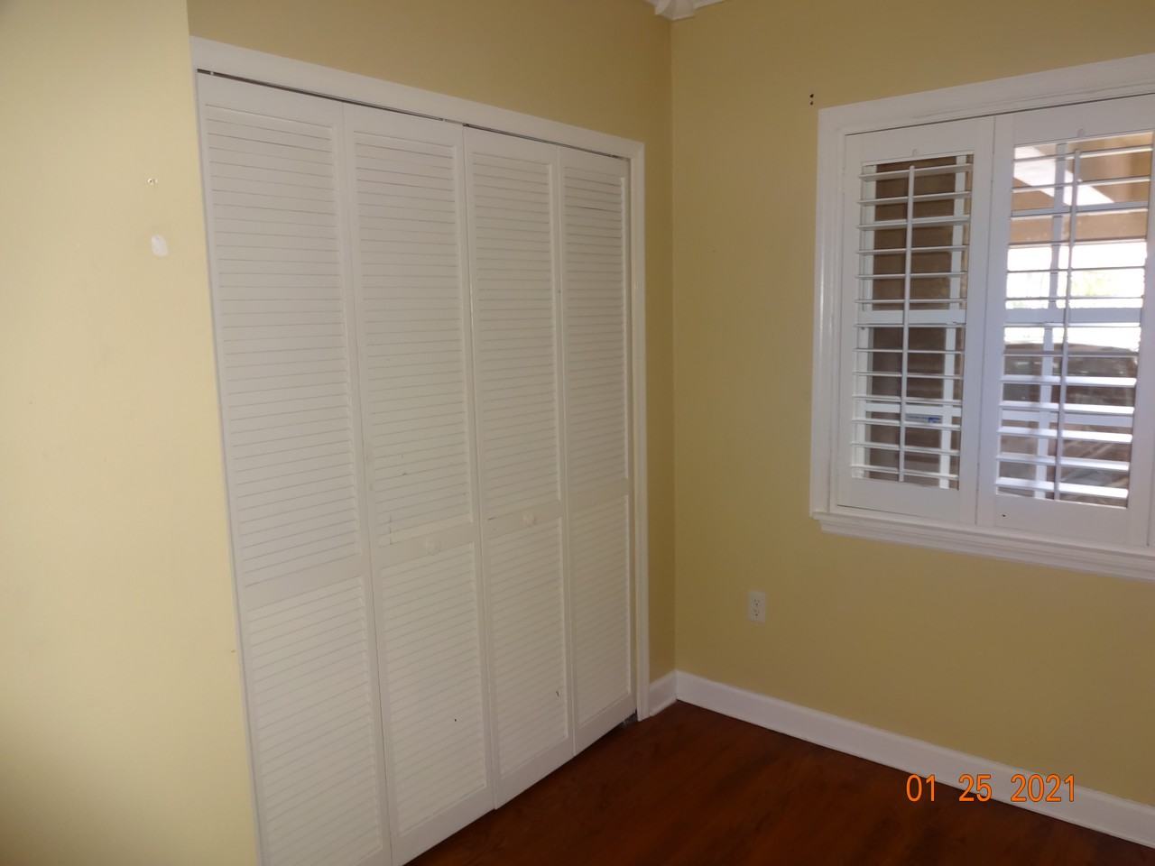 1145 Delaney Avenue - Photo 7 of 30