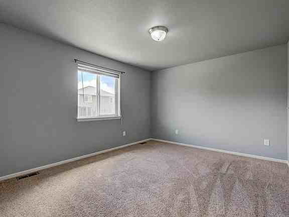 817 Fulton St - Photo 3 of 18
