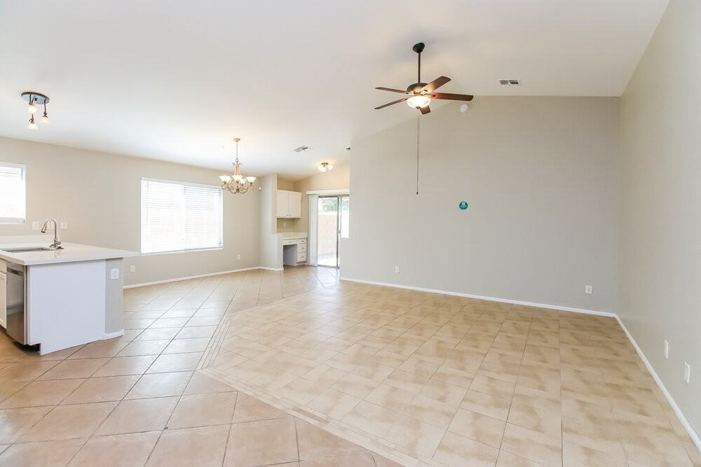 94 W Gold Dust Way - Photo 3 of 16