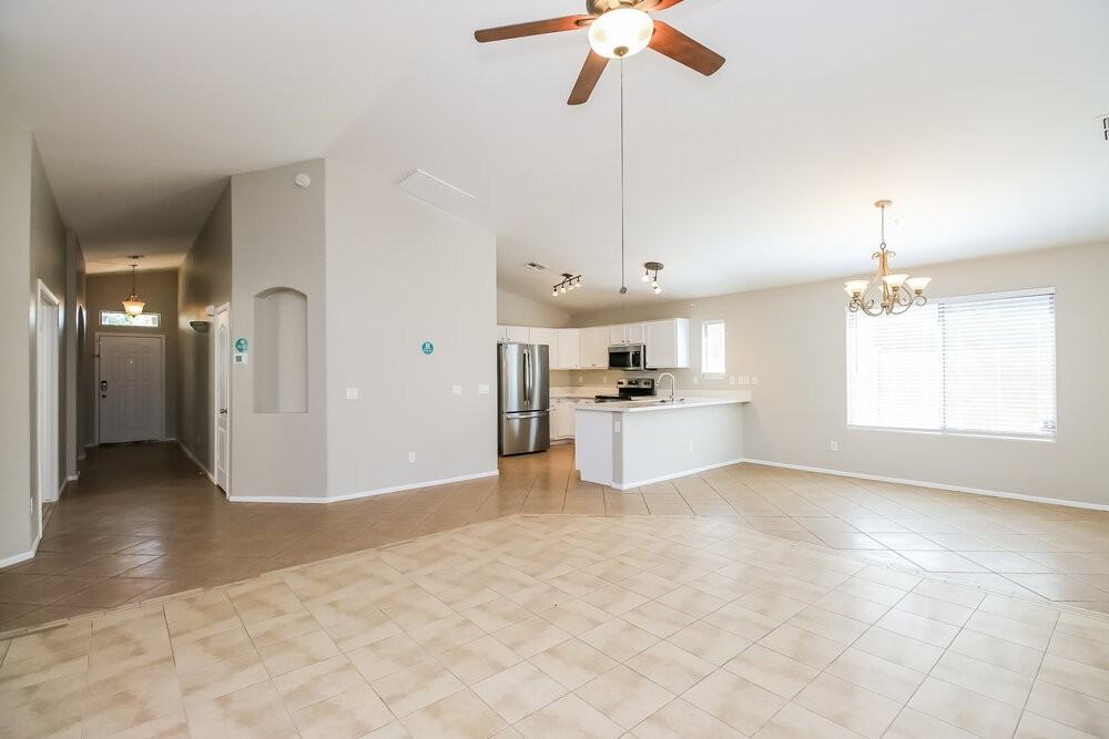 94 W Gold Dust Way - Photo 4 of 16