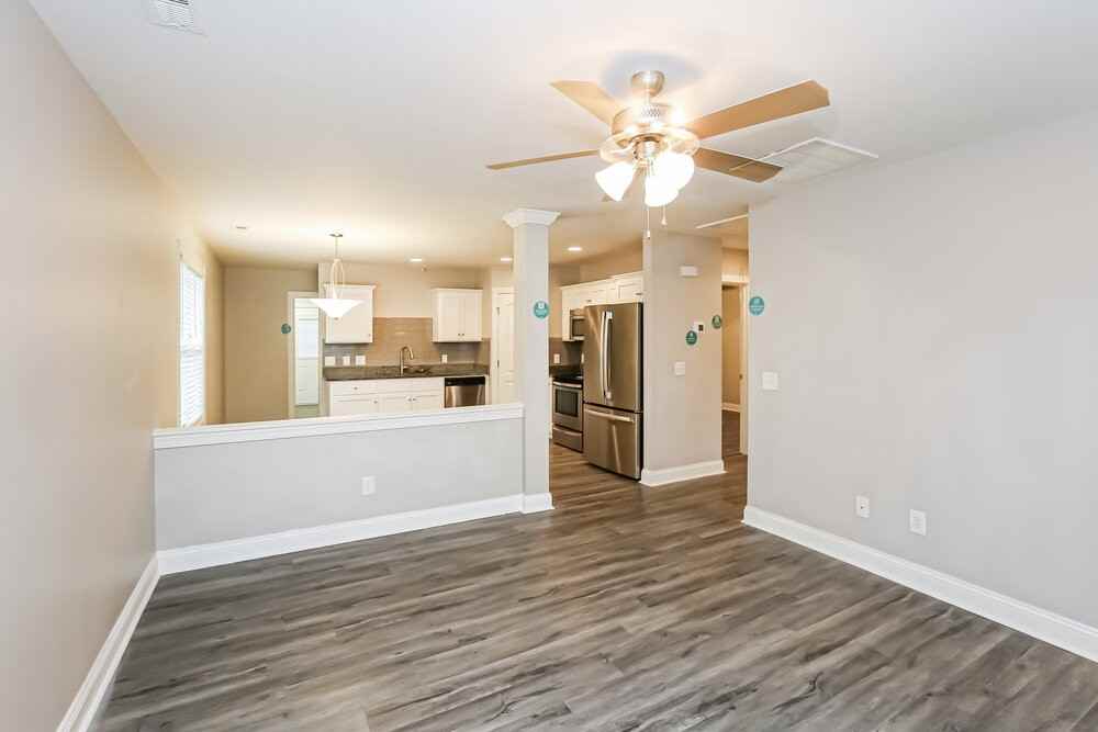 3861 Sarah Dr Nw - Photo 7 of 16