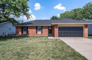 featured image of 1141 E Cambridge St