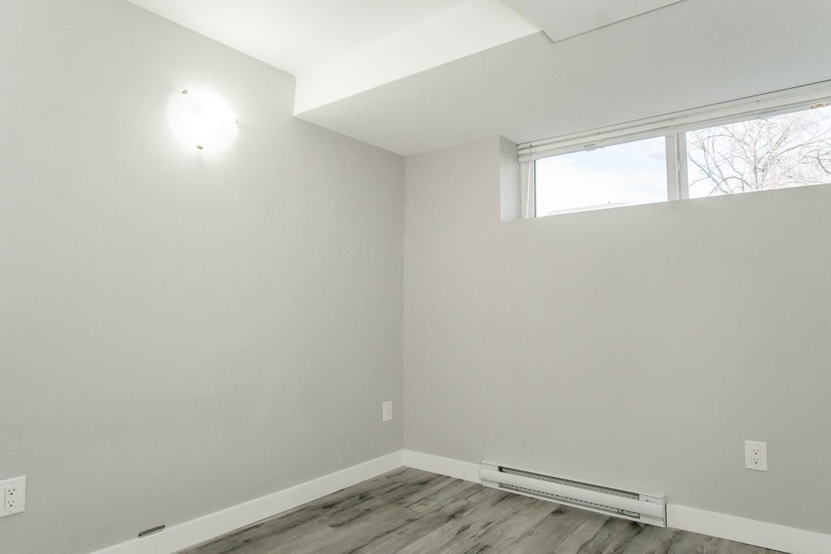 52 Crystal Avenue #A - Photo 6 of 17
